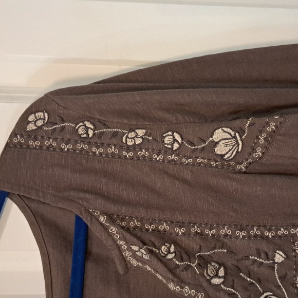 St John's Bay Embroidered Brown Women's Top - Picture 4 of 4